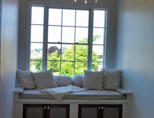 Maple Wood Window Seat